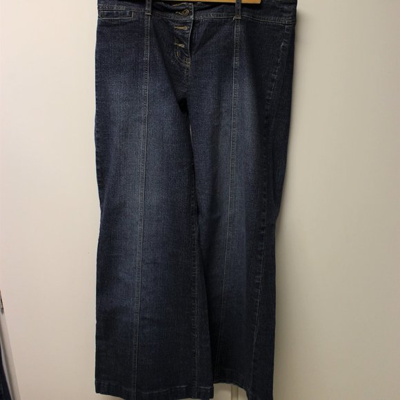 Armor Flared Jeans - Picture 1 of 3